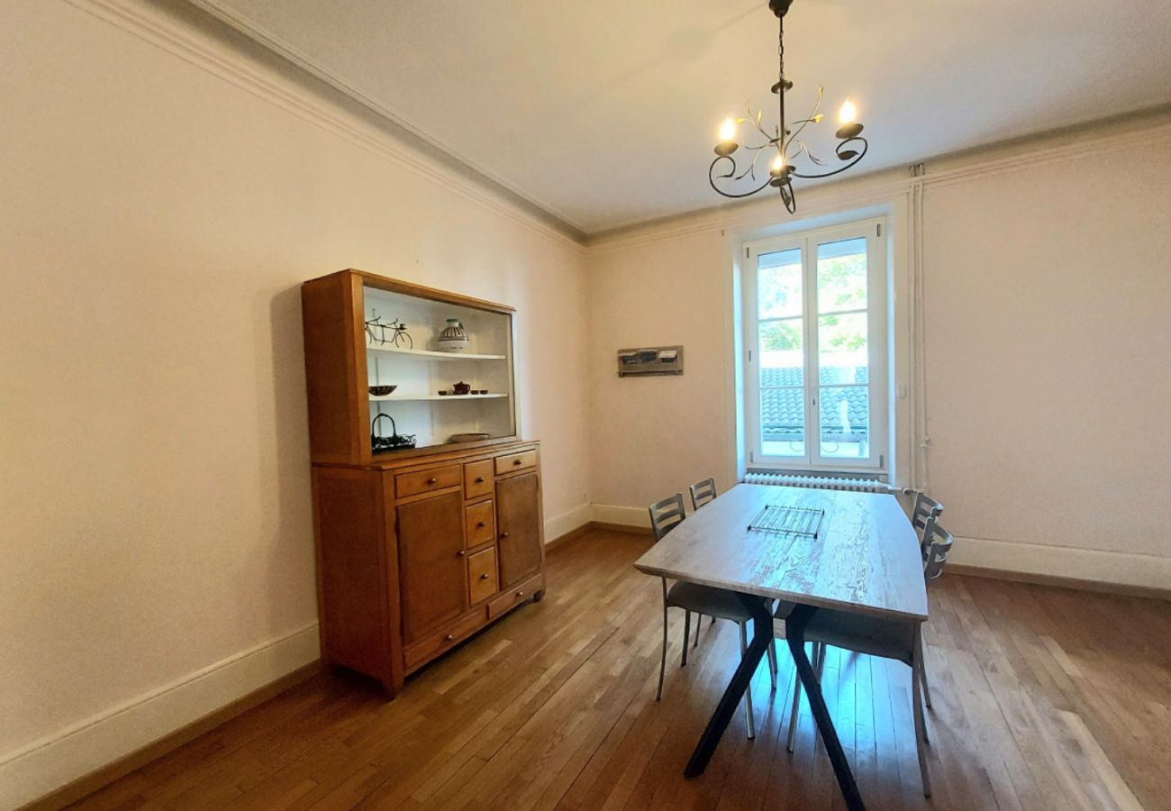 Apartment in Remiremont - Appartement des capucins
